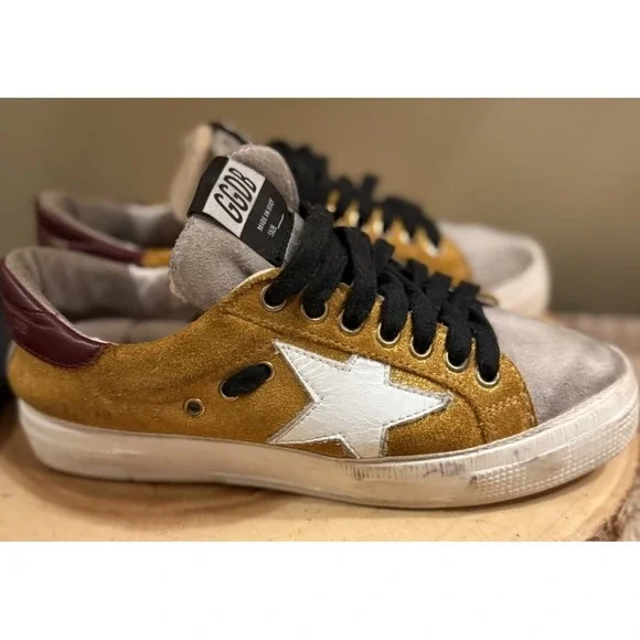 Golden Goose Two-Tone May Shoes Women's 5 Mustard Suede Sneakers & Zipper Case - Picture 1 of 16